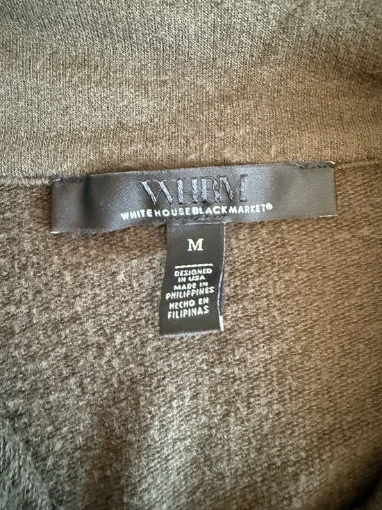 White House Black Market Button Up with Top Gold Buttons Green Medium EUC - Picture 6 of 6